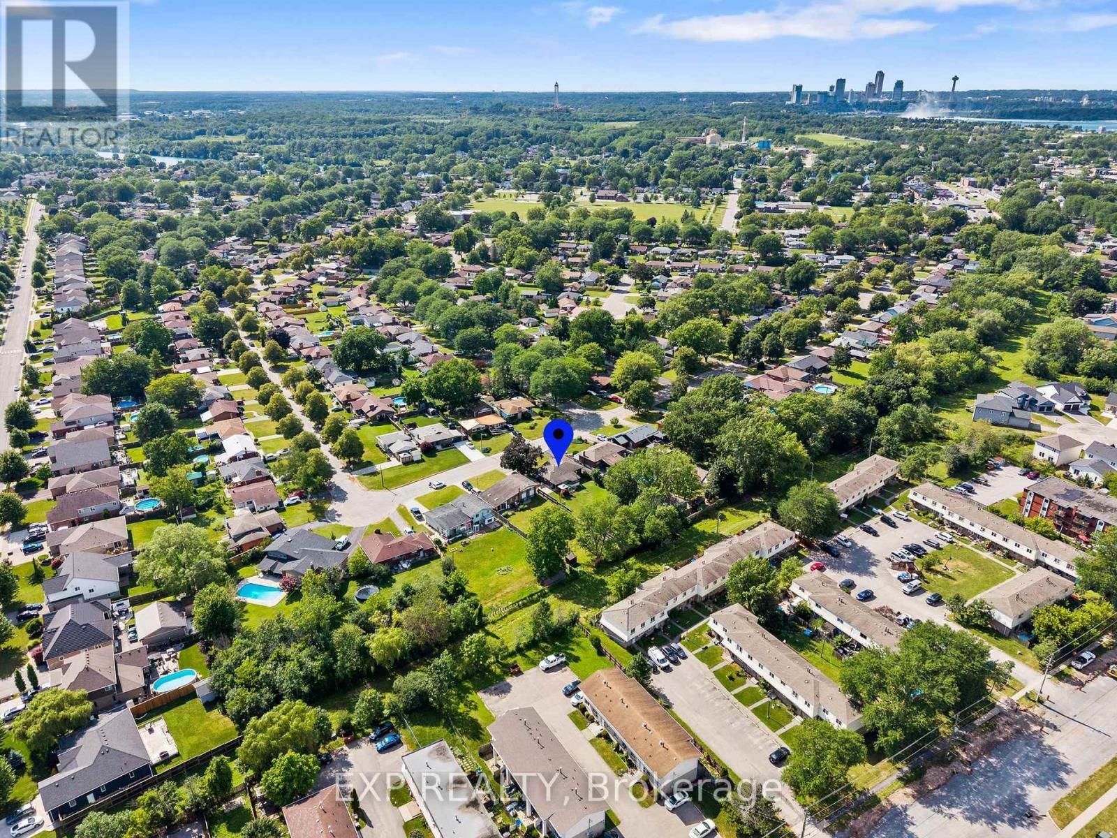 8800 Champlain Drive, Niagara Falls (Chippawa), ON - Outdoor With View