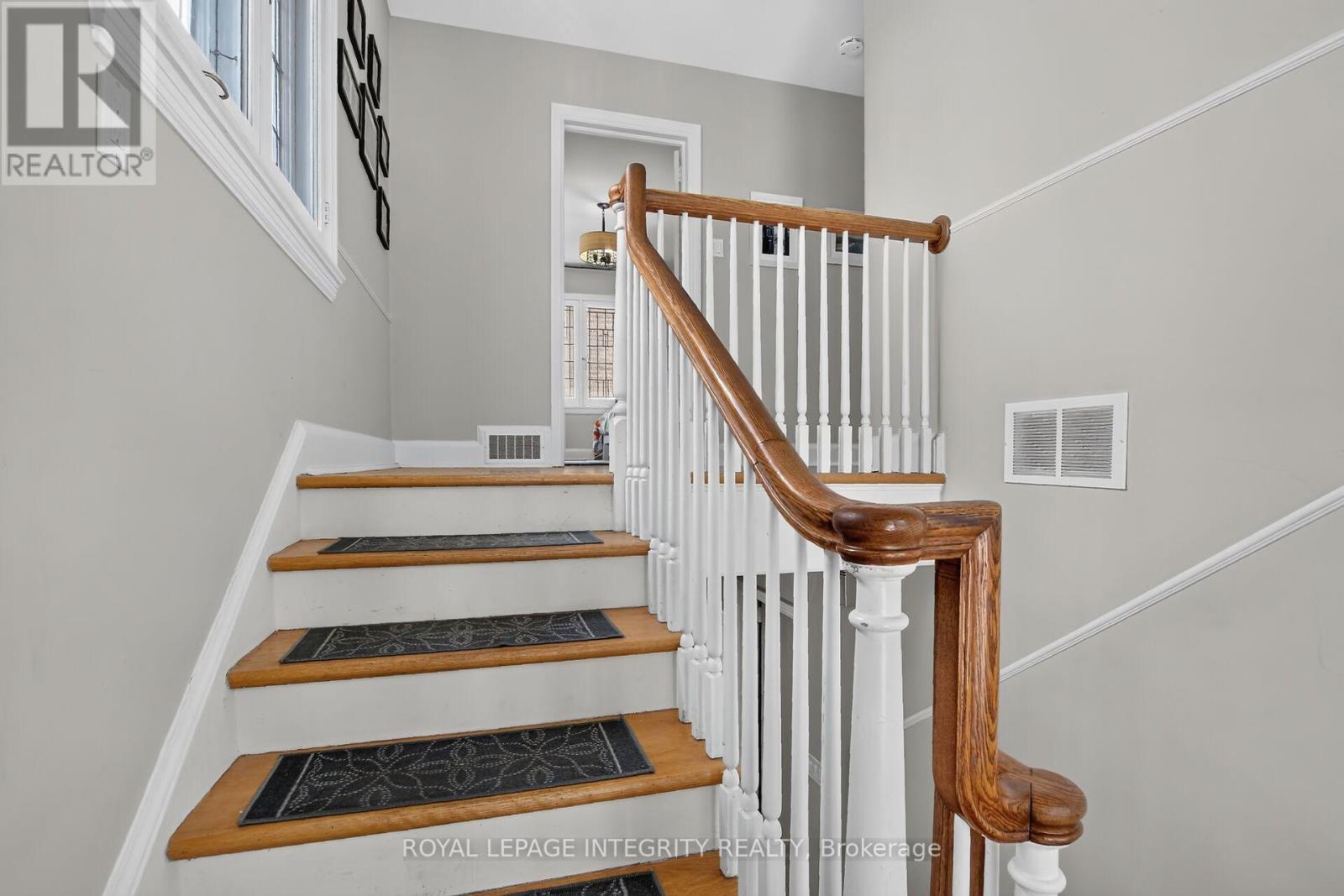 84 Riverdale Avenue, Ottawa, ON - Indoor Photo Showing Other Room