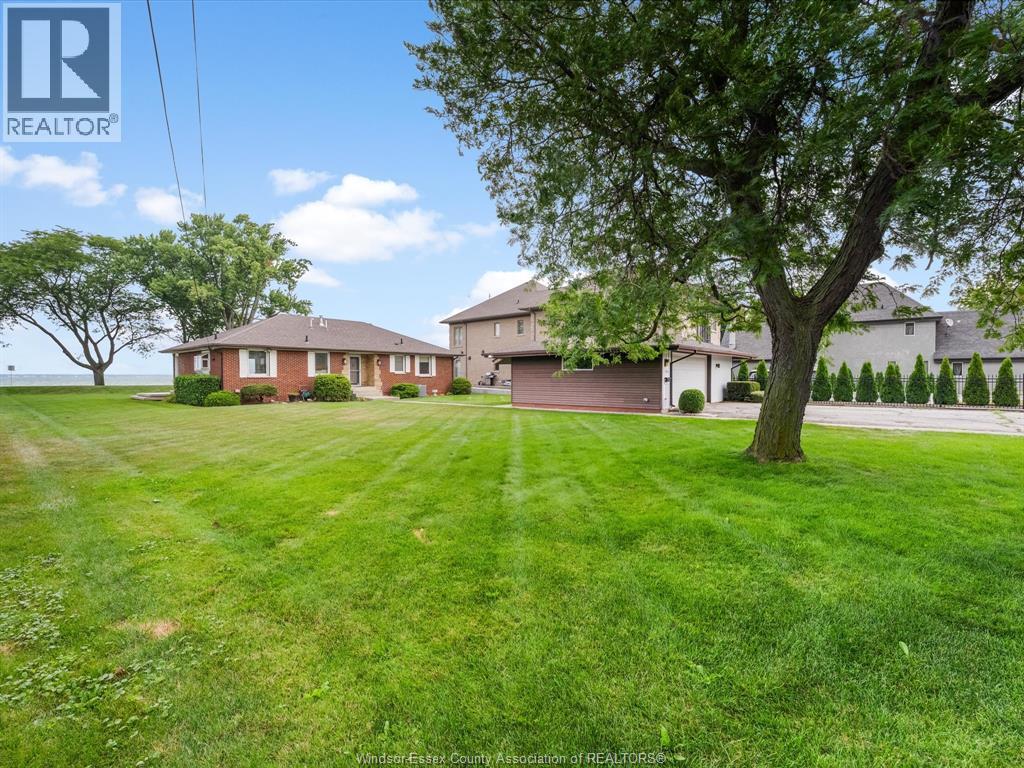 11506 Riverside, Windsor, ON - Outdoor