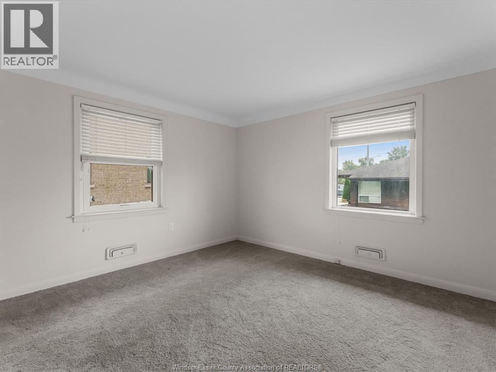 11506 Riverside, Windsor, ON - Indoor Photo Showing Other Room