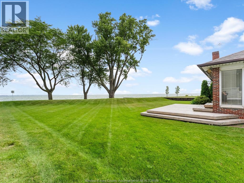11506 Riverside, Windsor, ON - Outdoor With View