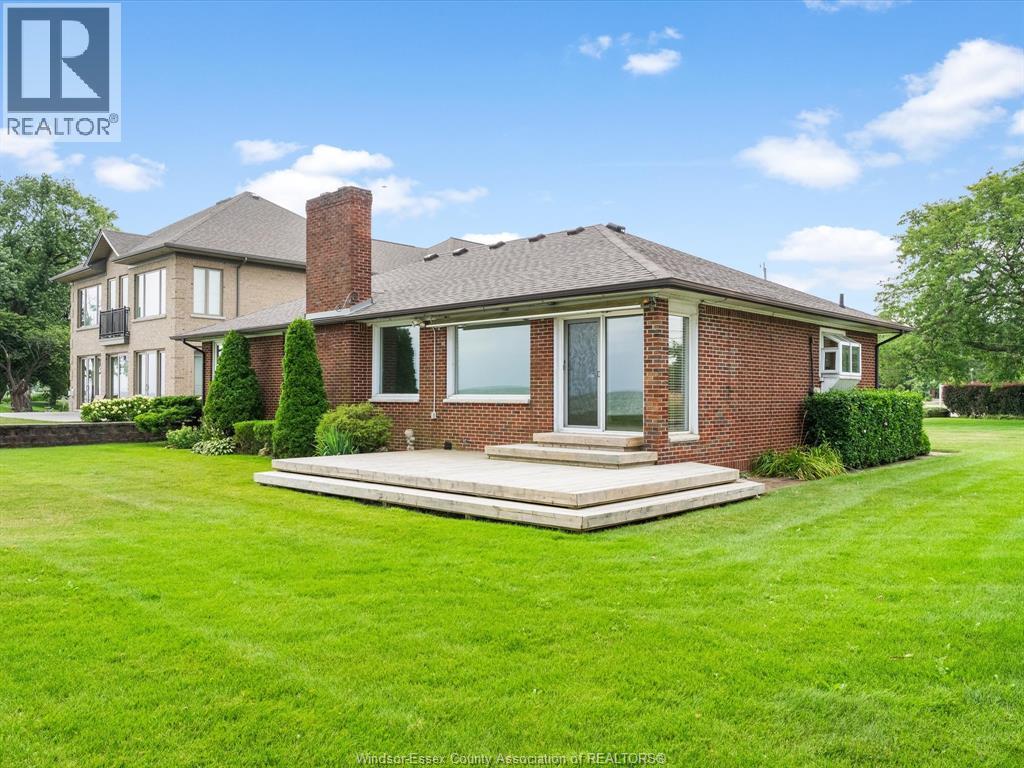 11506 Riverside, Windsor, ON - Outdoor