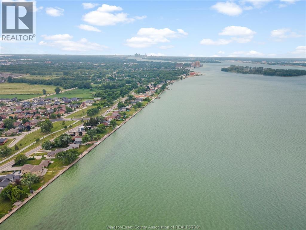 11506 Riverside, Windsor, ON - Outdoor With Body Of Water With View