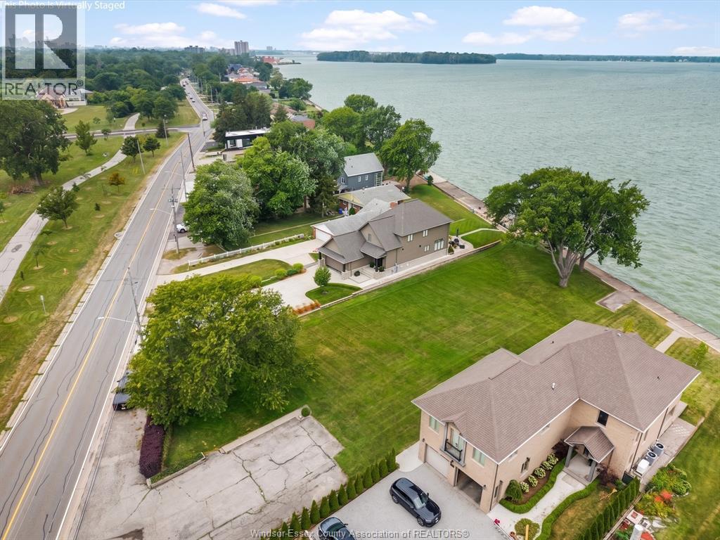 11506 Riverside, Windsor, ON - Outdoor With Body Of Water With View