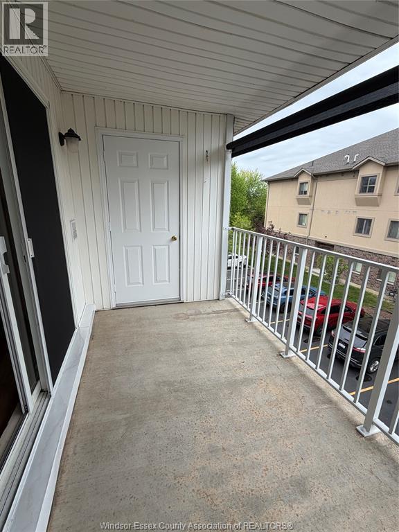 1995 Normandy Unit# 301, Lasalle, ON - Outdoor With Exterior