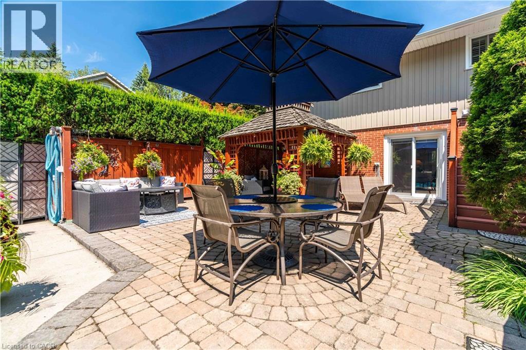 138 Judith Crescent, Ancaster, ON - Outdoor With Deck Patio Veranda