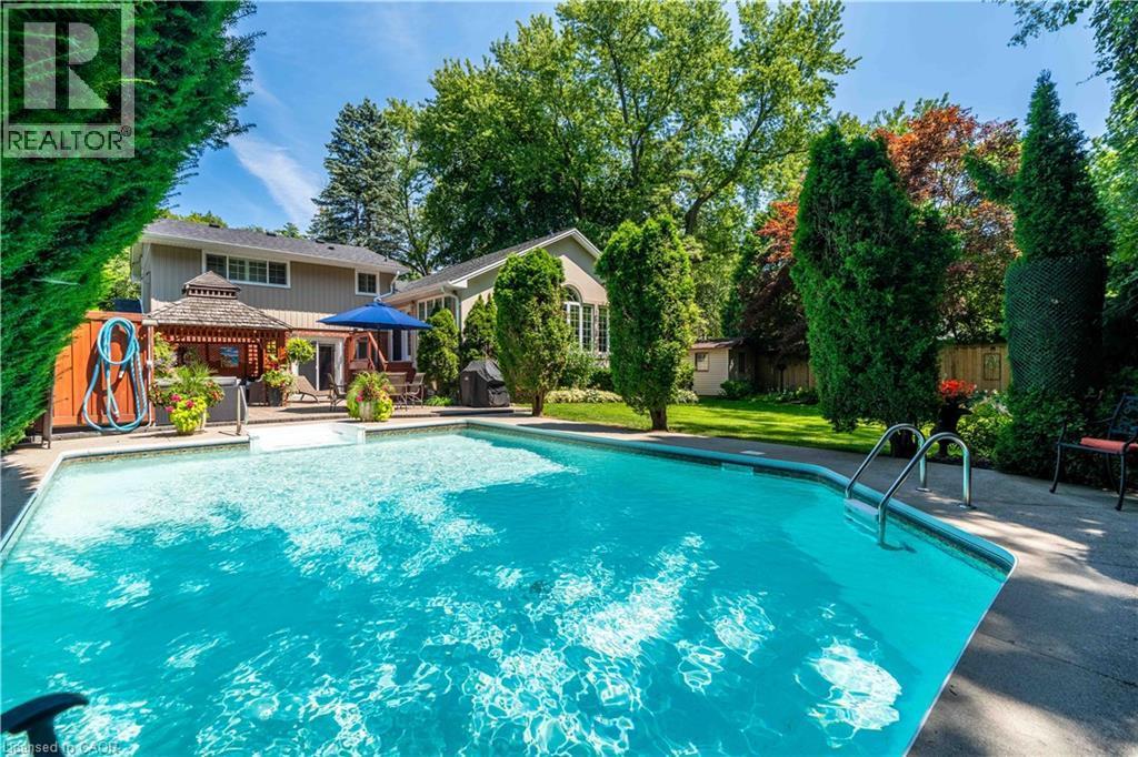138 Judith Crescent, Ancaster, ON - Outdoor With In Ground Pool With Backyard