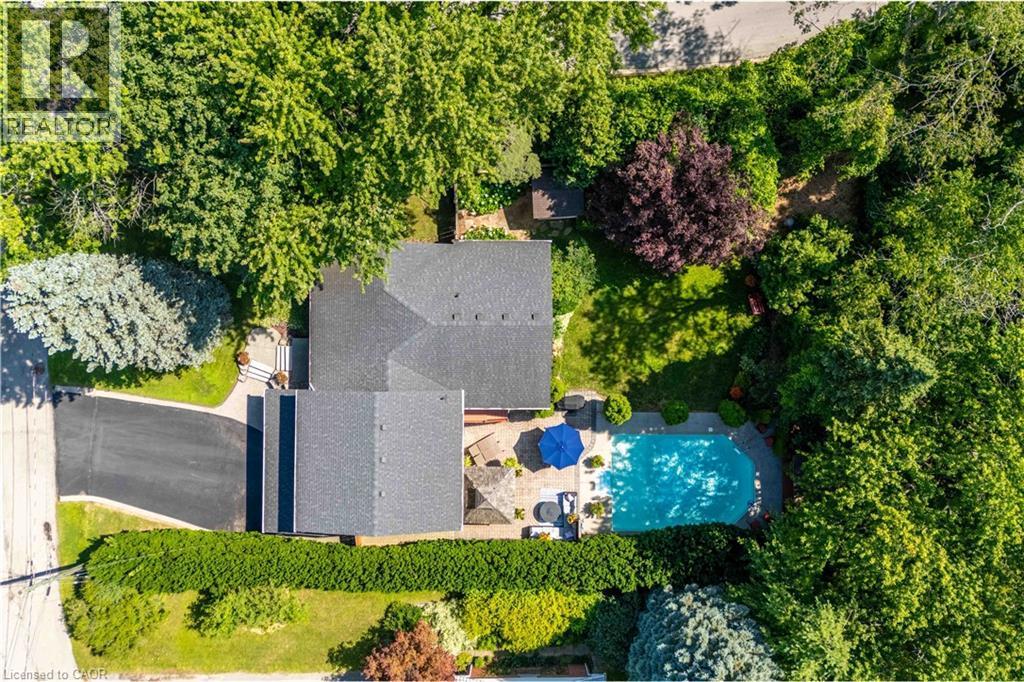 138 Judith Crescent, Ancaster, ON - Outdoor
