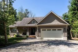 38 BELL DRIVE Northern Bruce Peninsula, ON N0H 2T0