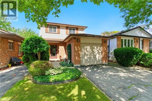 39 Megna Court, Hamilton, ON - Outdoor