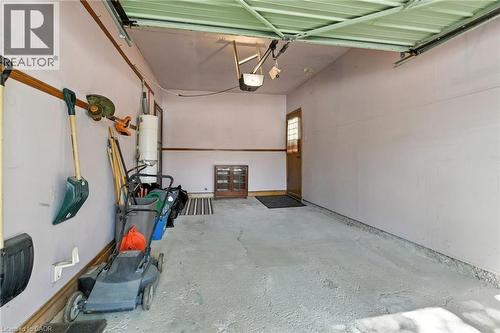 39 Megna Court, Hamilton, ON - Indoor