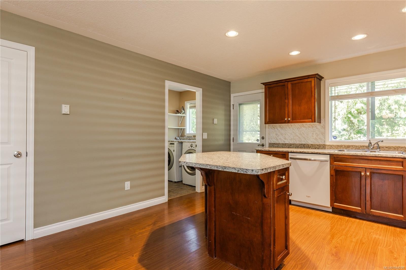 293 Applegreen Ave, Nanaimo, BC