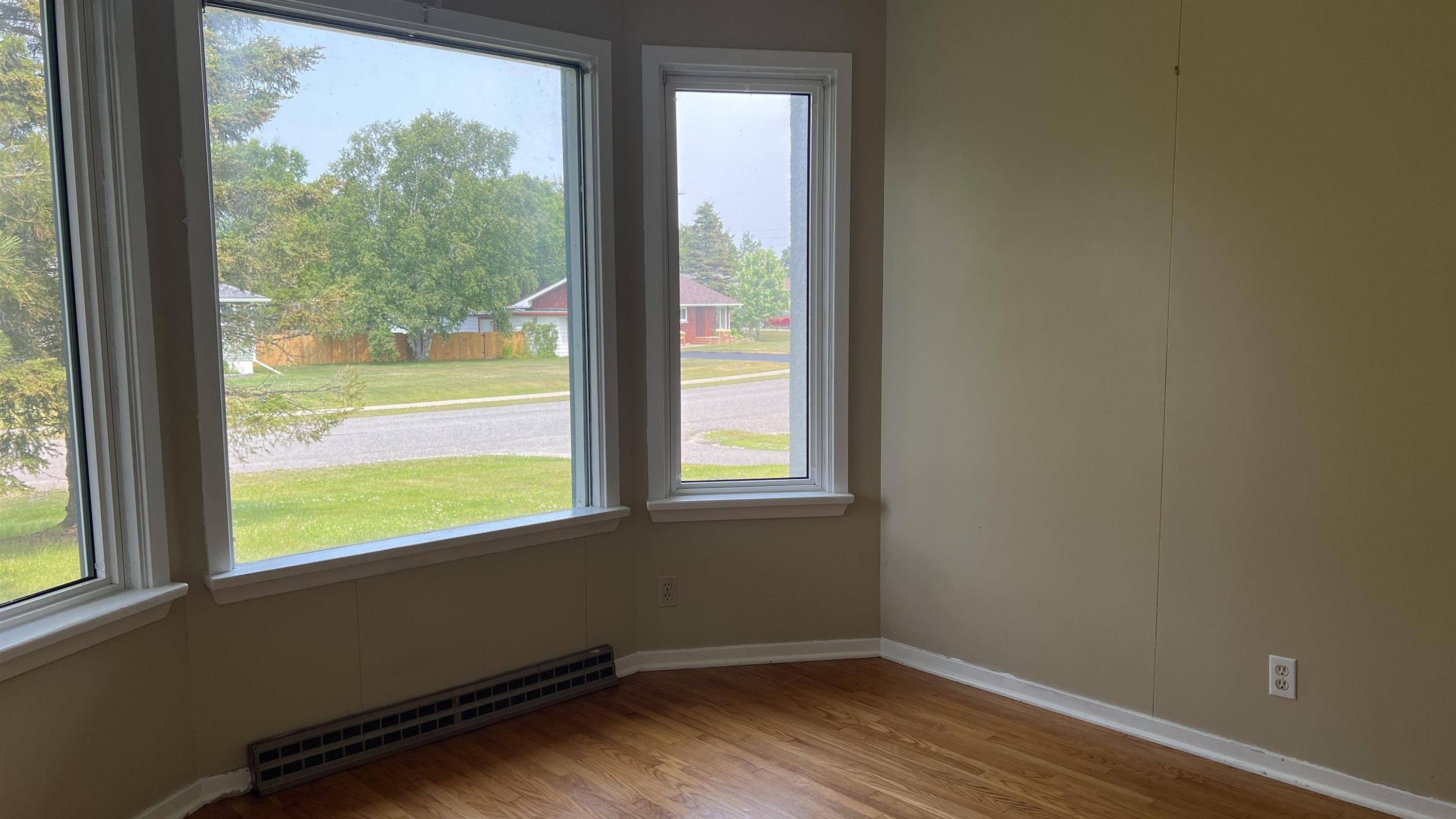 15 Sund Crescent, Marathon, ON - Indoor Photo Showing Other Room