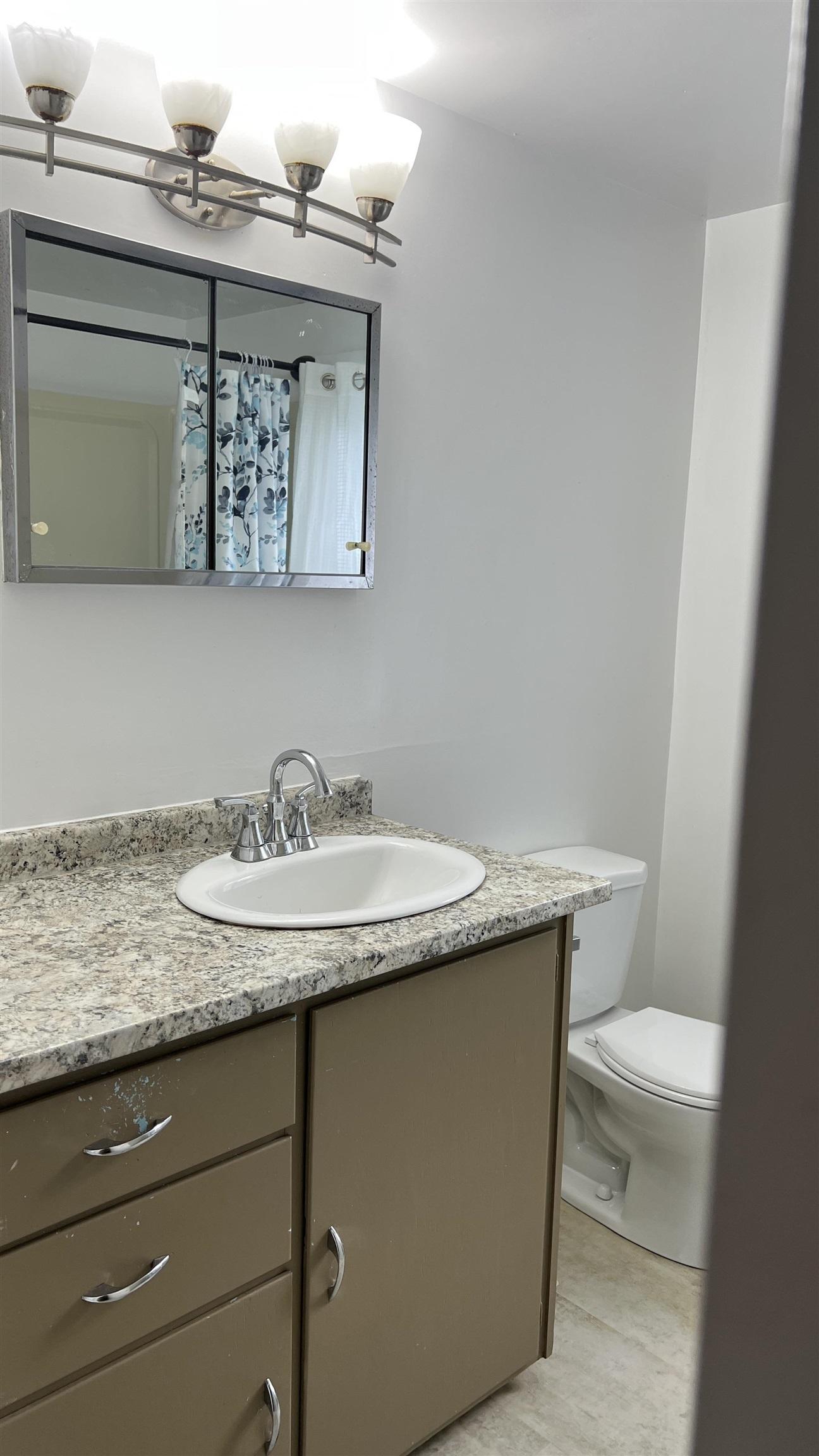 15 Sund Crescent, Marathon, ON - Indoor Photo Showing Bathroom