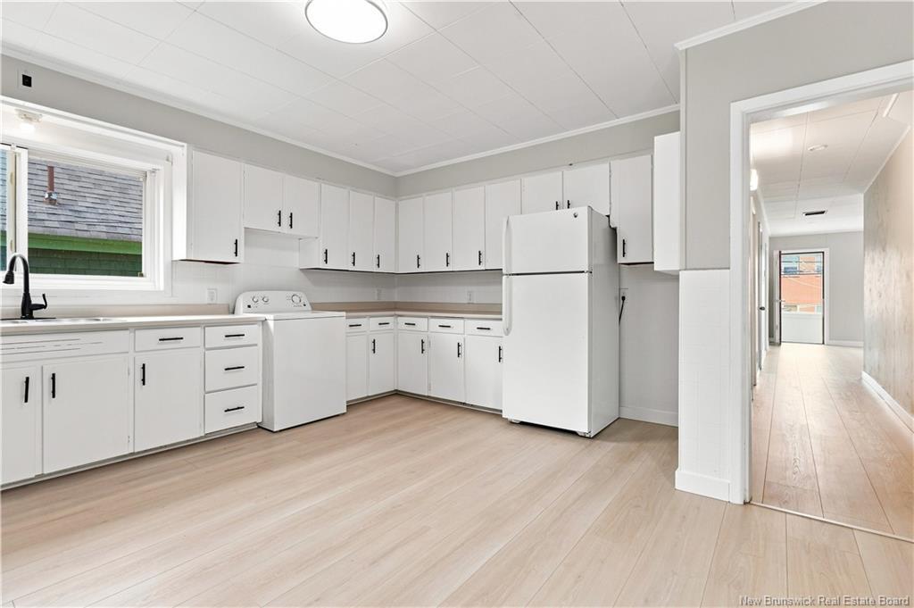 178 Westmorland St, Fredericton, NB - Indoor Photo Showing Kitchen