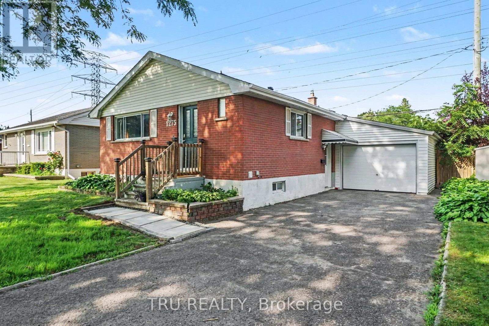 Exterior Front - 1275 Woodside Drive, Ottawa, ON - Outdoor