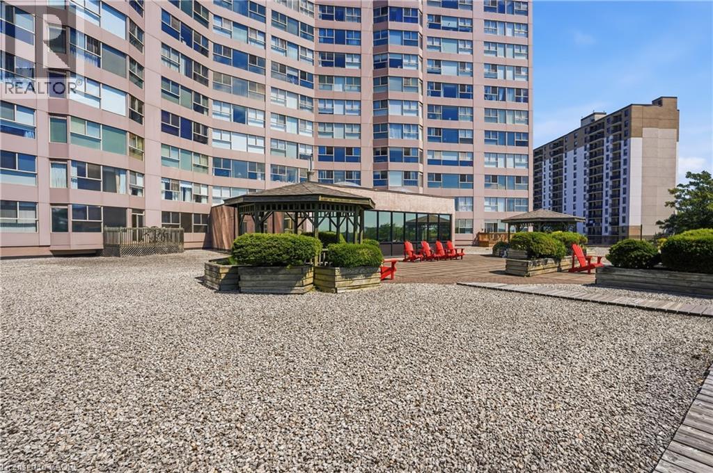 7 Gale Crescent Unit# B3, St. Catharines, ON - Outdoor With Facade