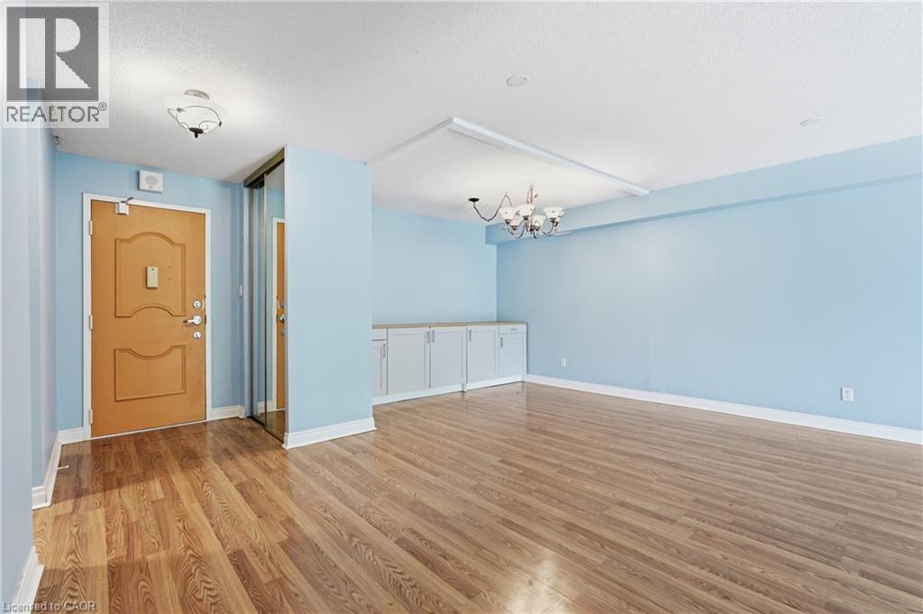 7 Gale Crescent Unit# B3, St. Catharines, ON - Indoor Photo Showing Other Room