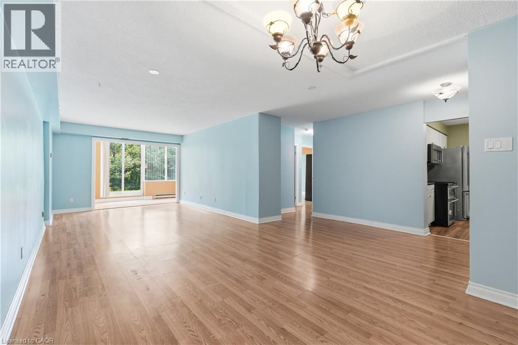7 Gale Crescent Unit# B3, St. Catharines, ON - Indoor Photo Showing Other Room