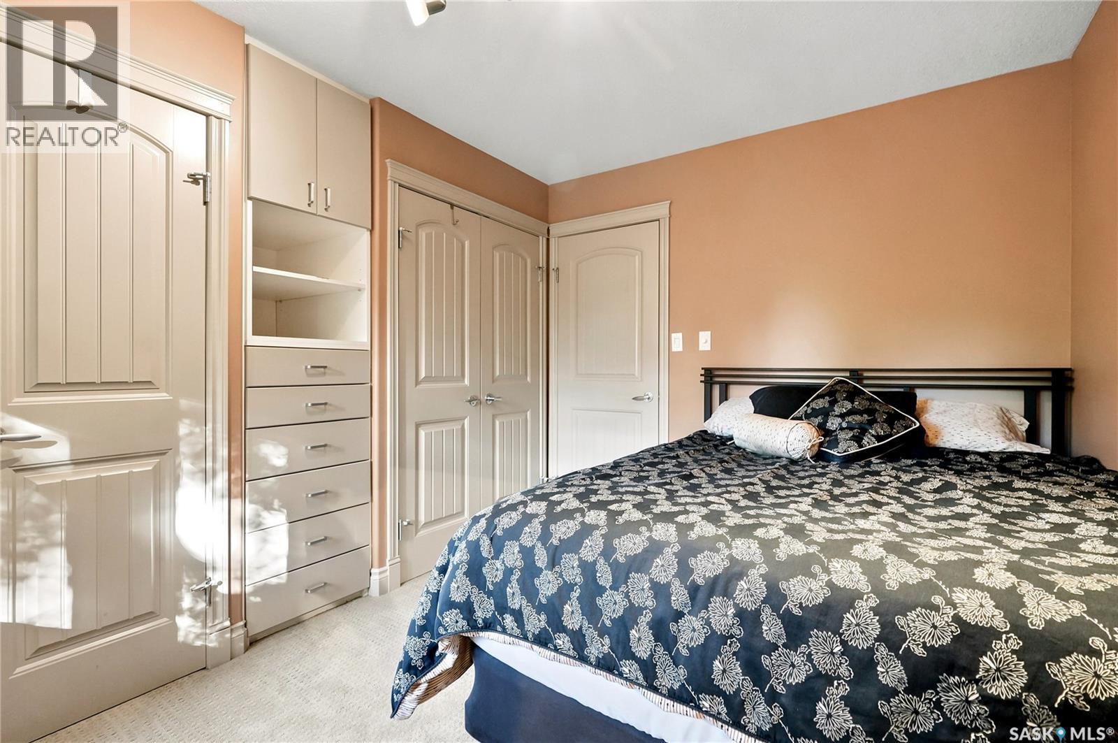 506 Vincent Crescent, Saskatoon, SK - Indoor Photo Showing Bedroom