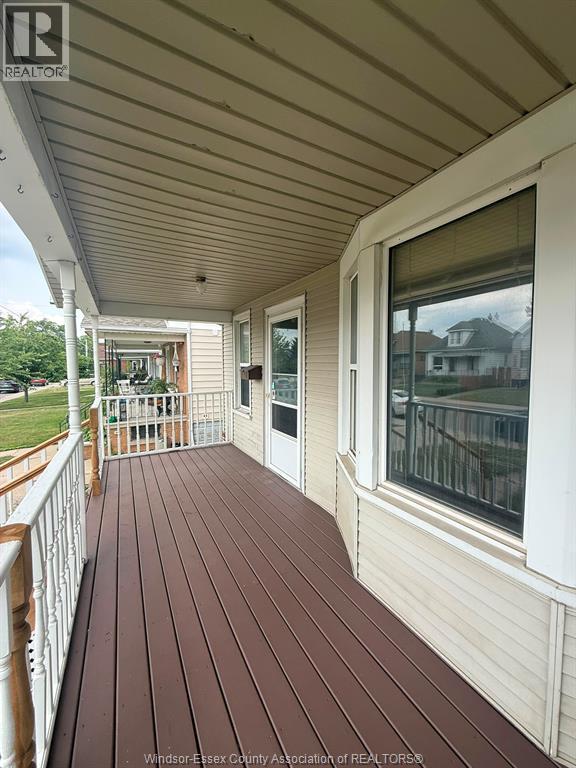 1058 Moy, Windsor, ON - Outdoor With Deck Patio Veranda With Exterior