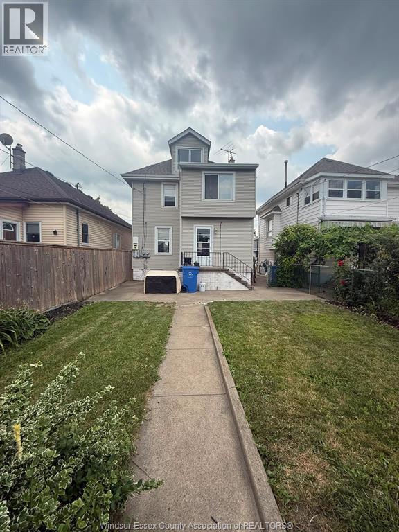 1058 Moy, Windsor, ON - Outdoor