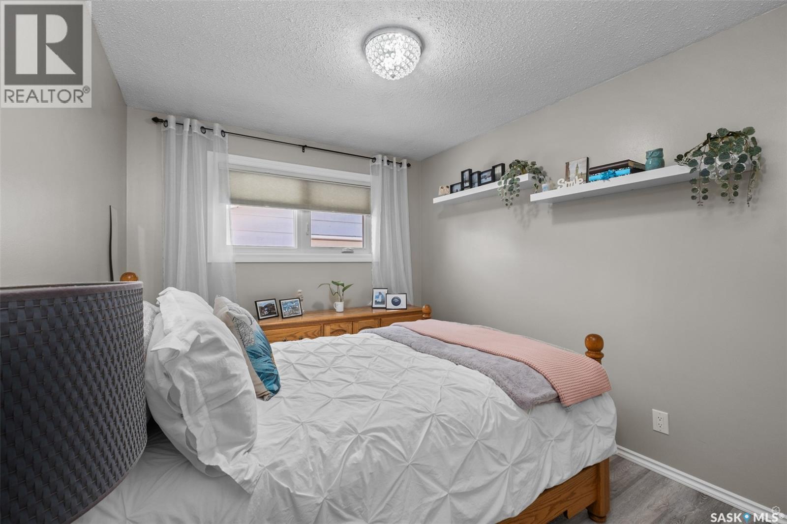 1561 Sibbald Crescent, Prince Albert, SK - Indoor Photo Showing Bedroom