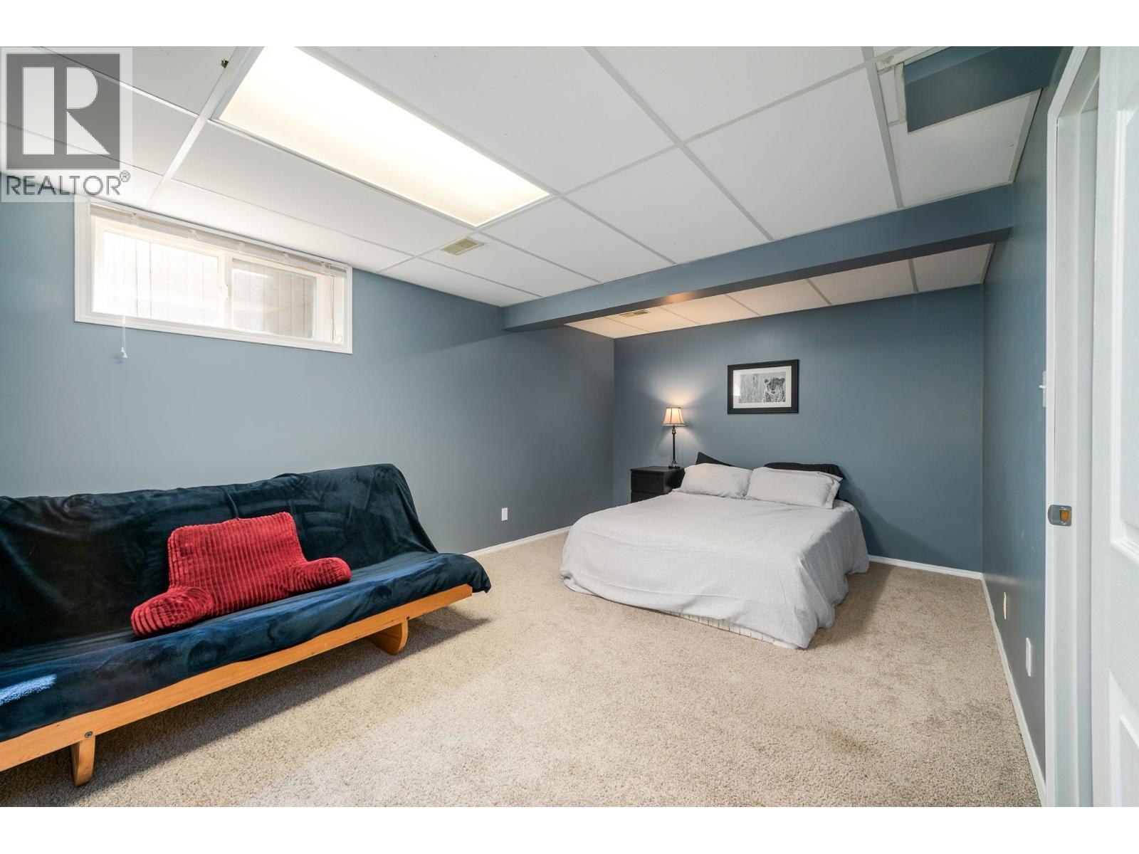 110 Wyndham Crescent, Kelowna, BC - Indoor