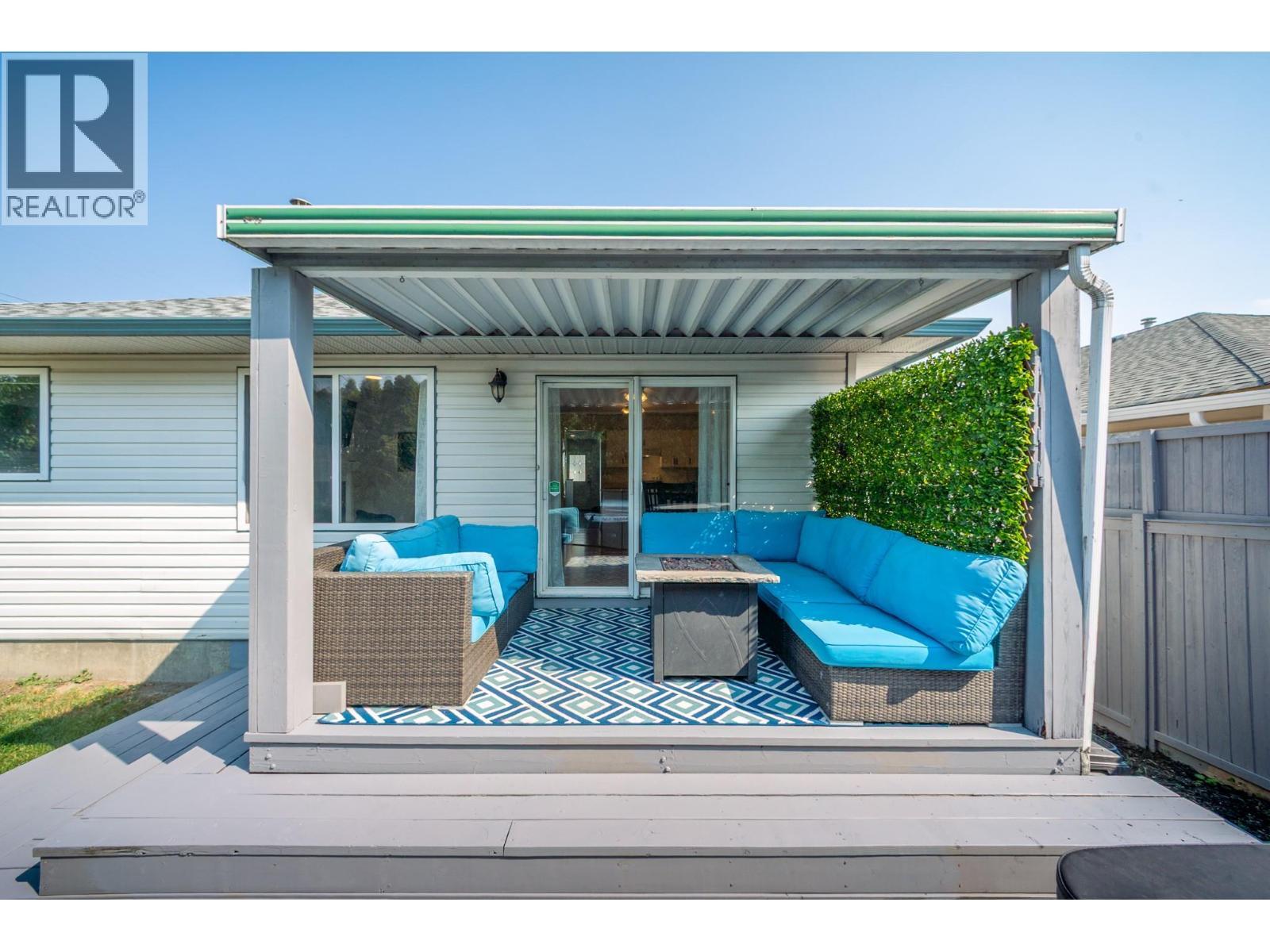 110 Wyndham Crescent, Kelowna, BC - Outdoor With Deck Patio Veranda With Exterior