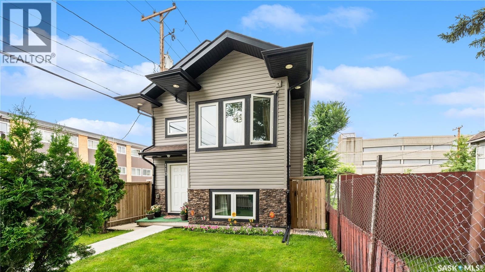 110 S Avenue S, Saskatoon, SK - Outdoor