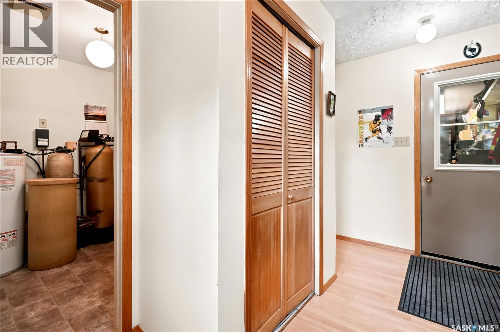 4 Pine Street, Katepwa Beach, SK - Indoor Photo Showing Other Room