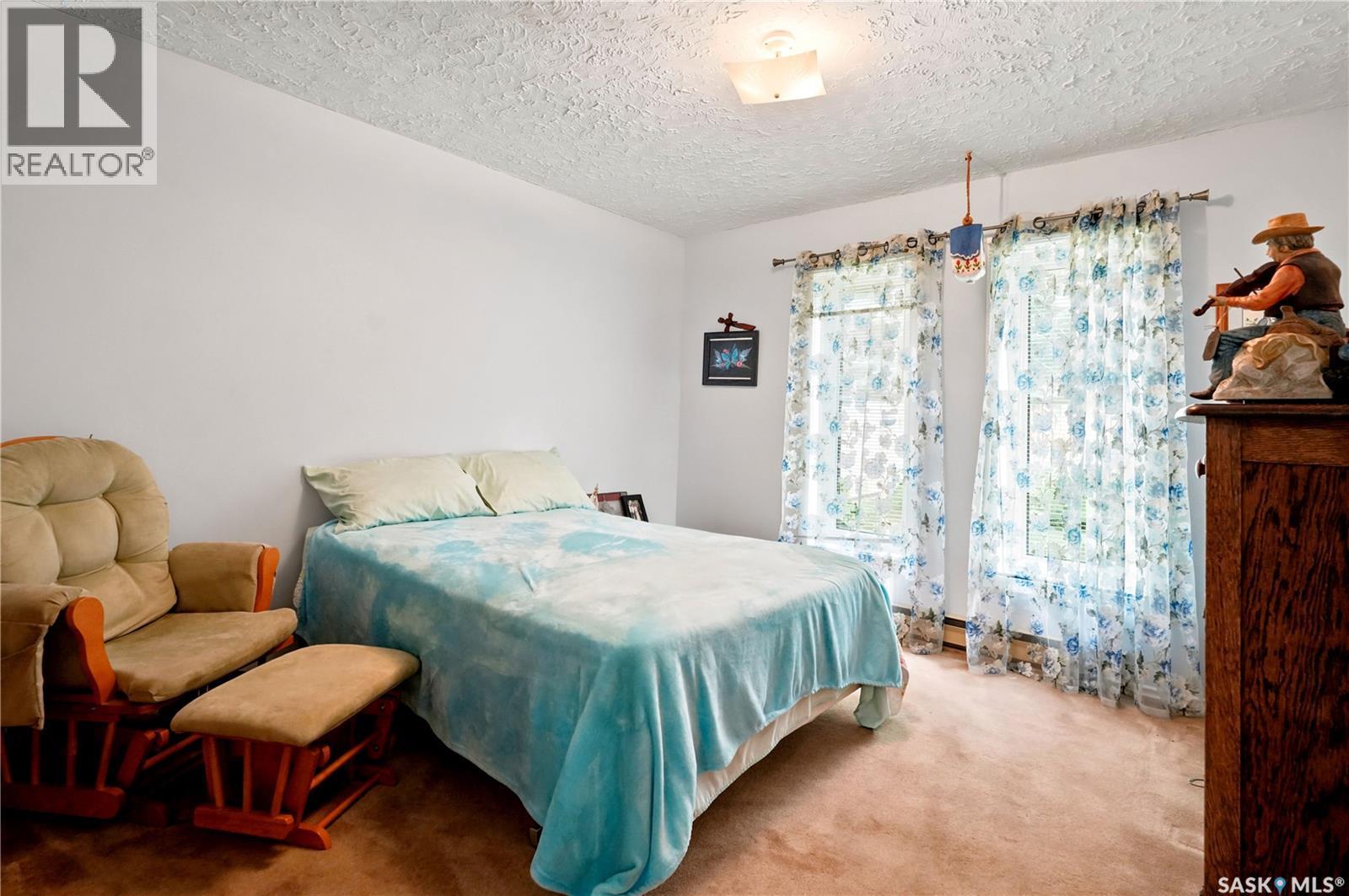 4 Pine Street, Katepwa Beach, SK - Indoor Photo Showing Bedroom
