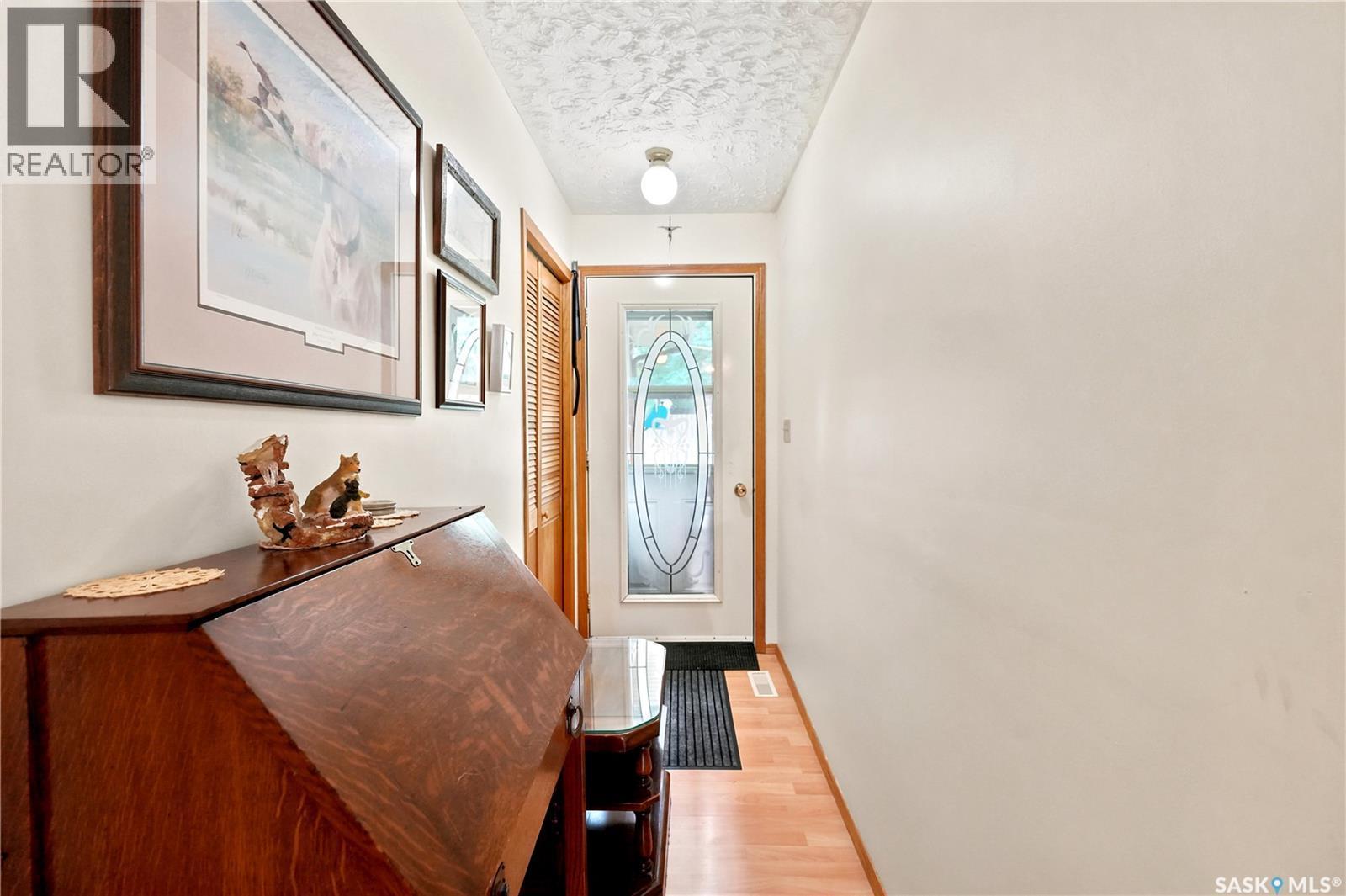 4 Pine Street, Katepwa Beach, SK - Indoor Photo Showing Other Room