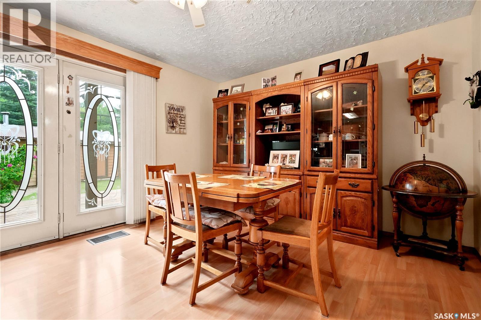 4 Pine Street, Katepwa Beach, SK - Indoor