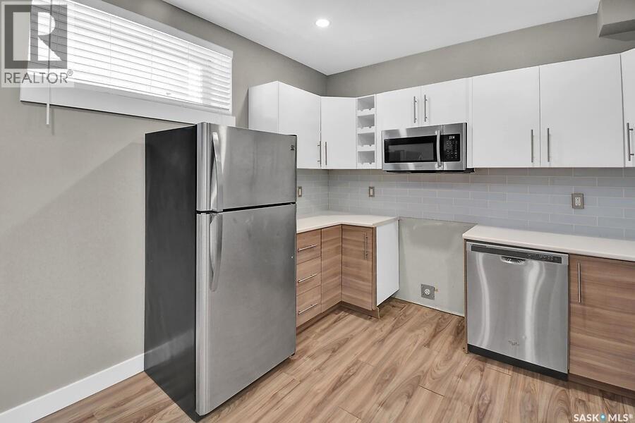 524 Maple Crescent, Warman, SK - Indoor Photo Showing Kitchen
