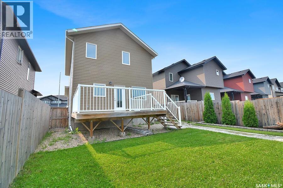 524 Maple Crescent, Warman, SK - Outdoor With Deck Patio Veranda
