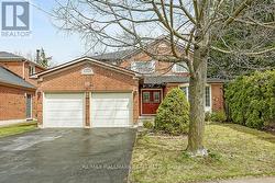 1361 MONKS PASSAGE Oakville, ON L6M 1K7