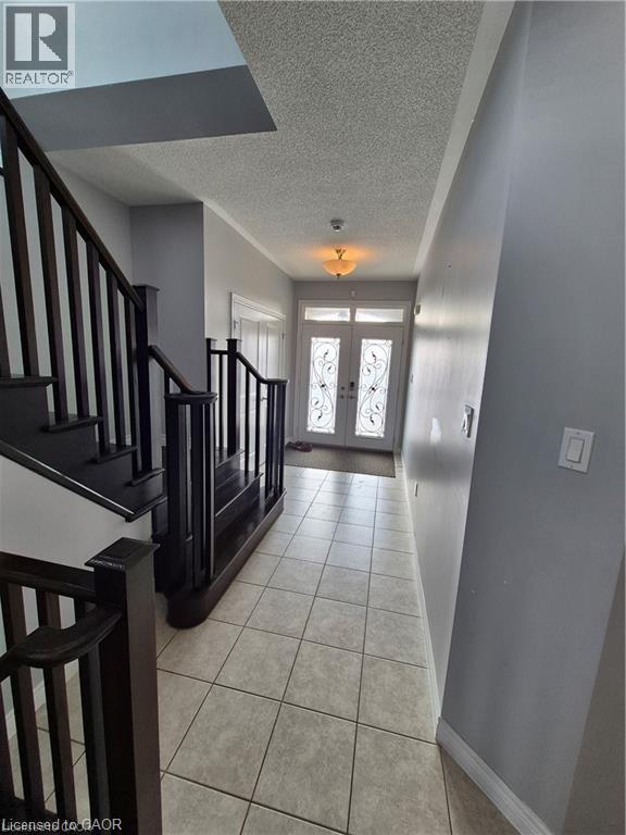 292 Rymal Road W, Hamilton, ON - Indoor Photo Showing Other Room