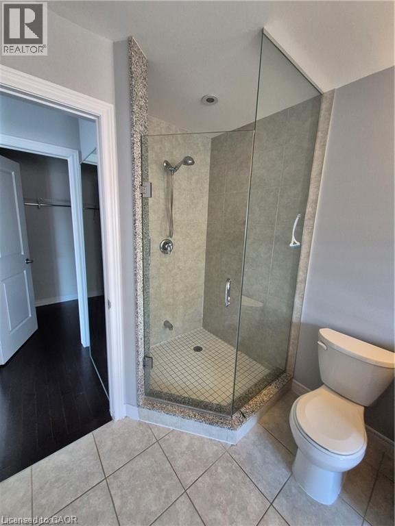 292 Rymal Road W, Hamilton, ON - Indoor Photo Showing Bathroom