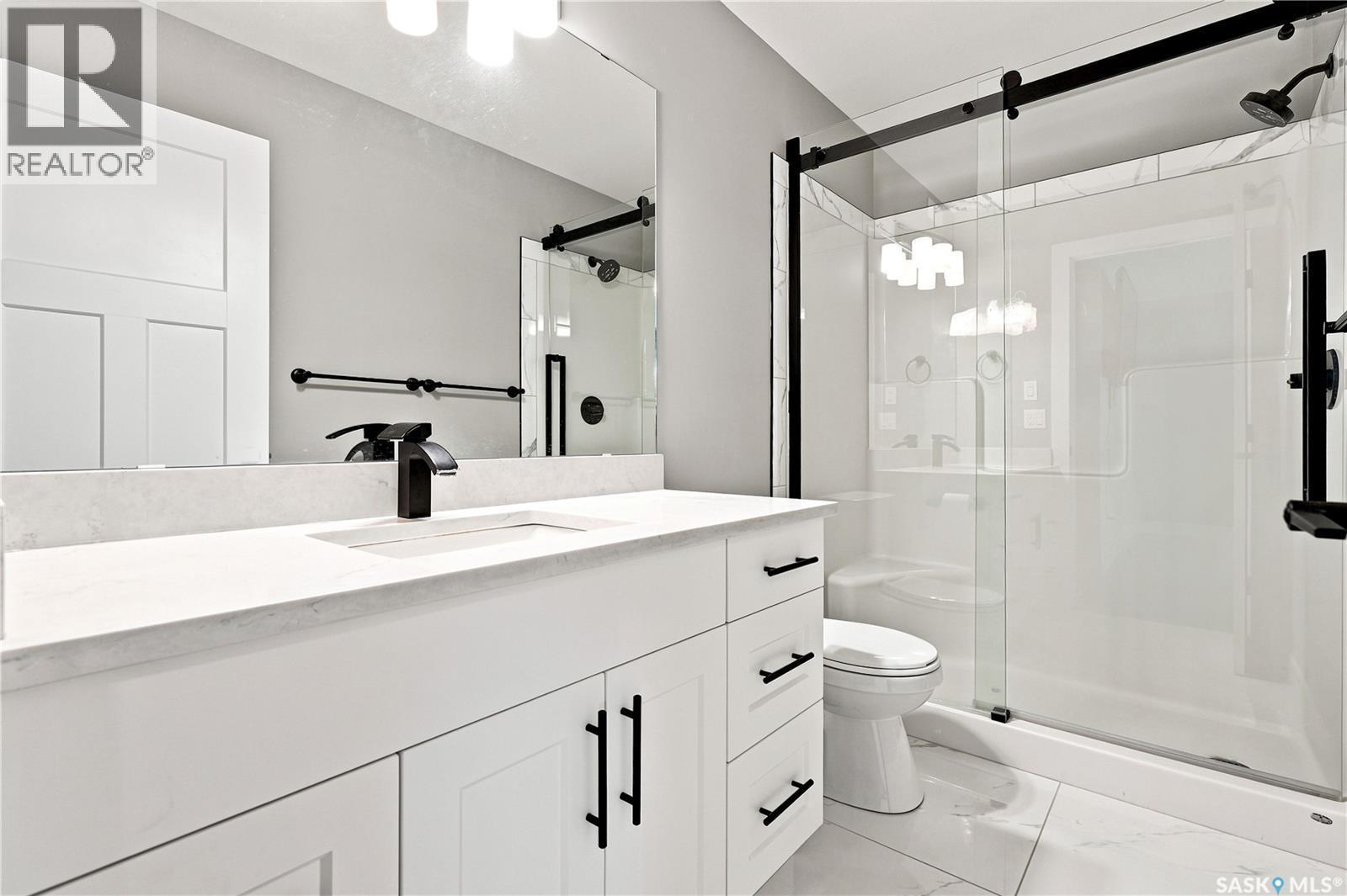 247 Thakur Street, Saskatoon, SK - Indoor Photo Showing Bathroom