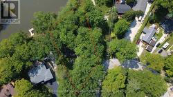 Lot lines are approximate -