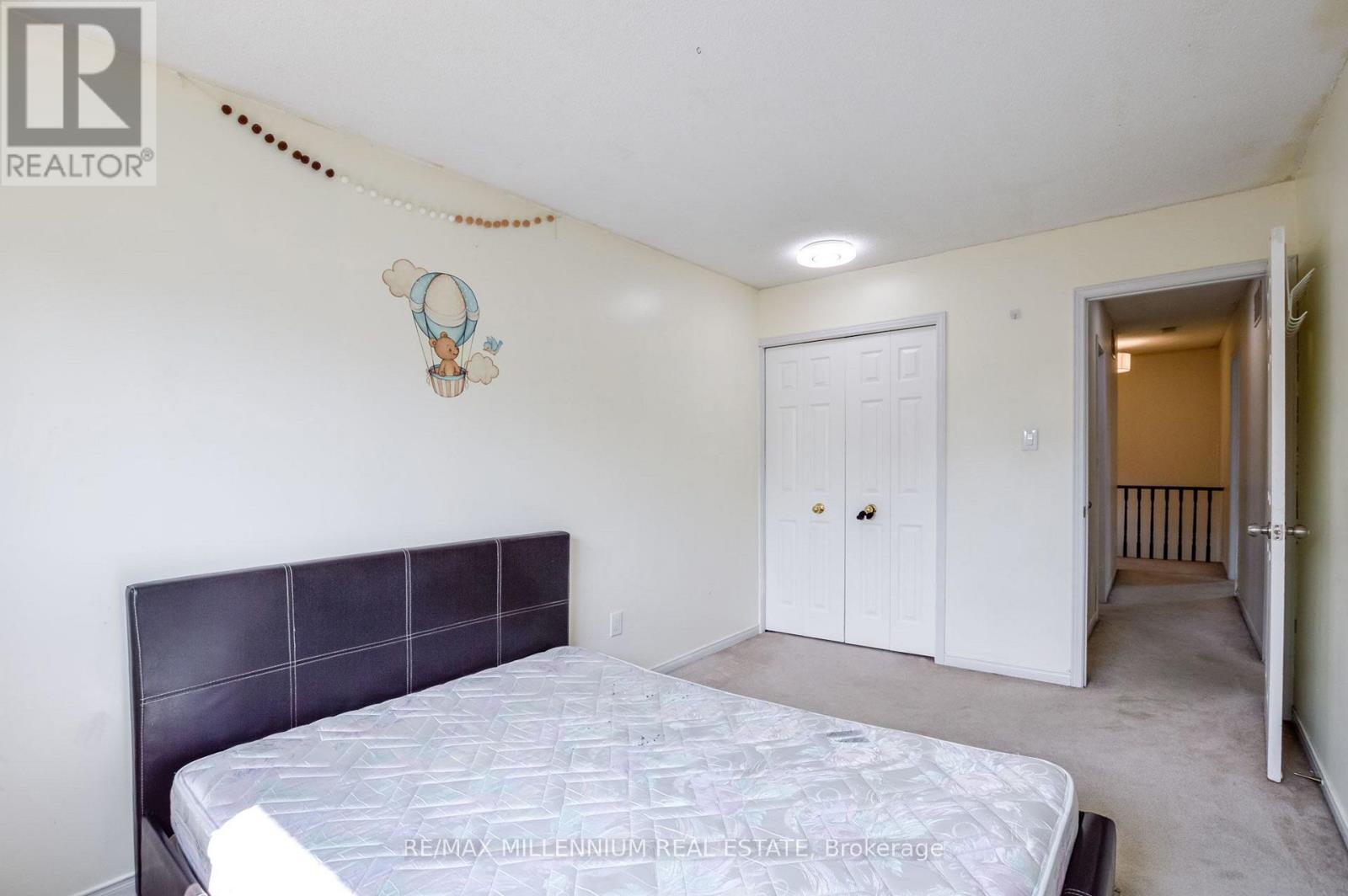 651 Shetani Place, Mississauga, ON - Indoor Photo Showing Bedroom