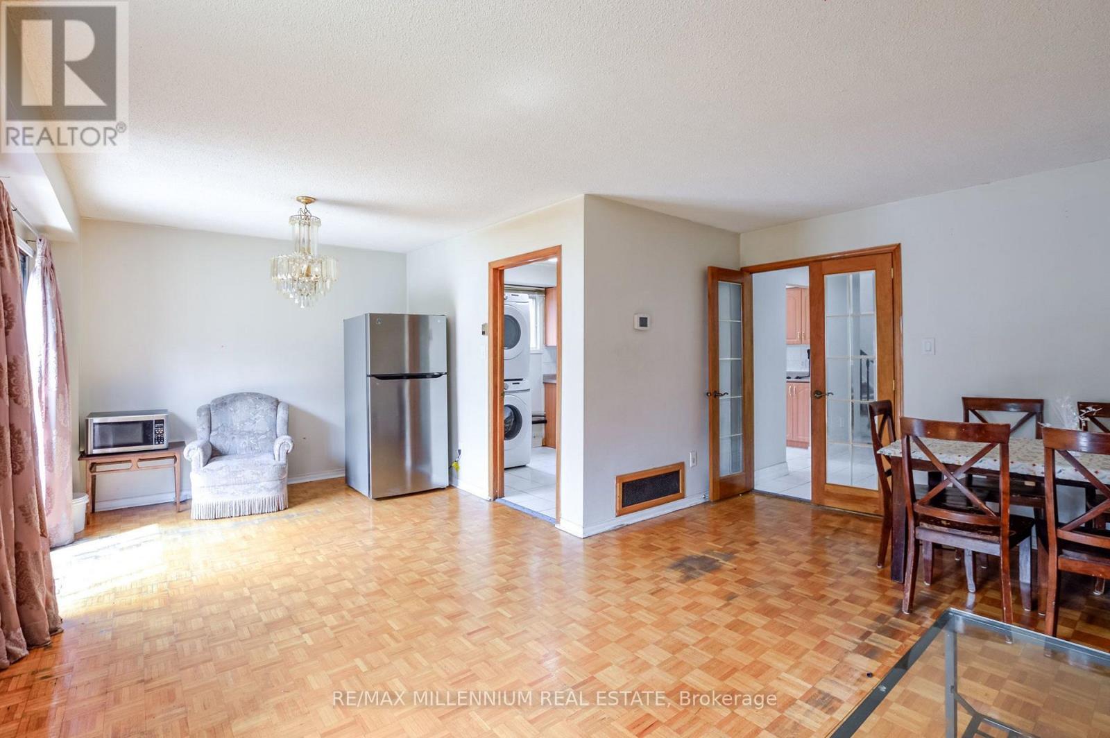651 Shetani Place, Mississauga, ON - Indoor Photo Showing Other Room