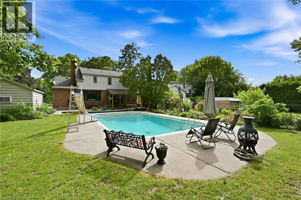 938 Cloverleaf Drive, Burlington, ON - Outdoor With In Ground Pool