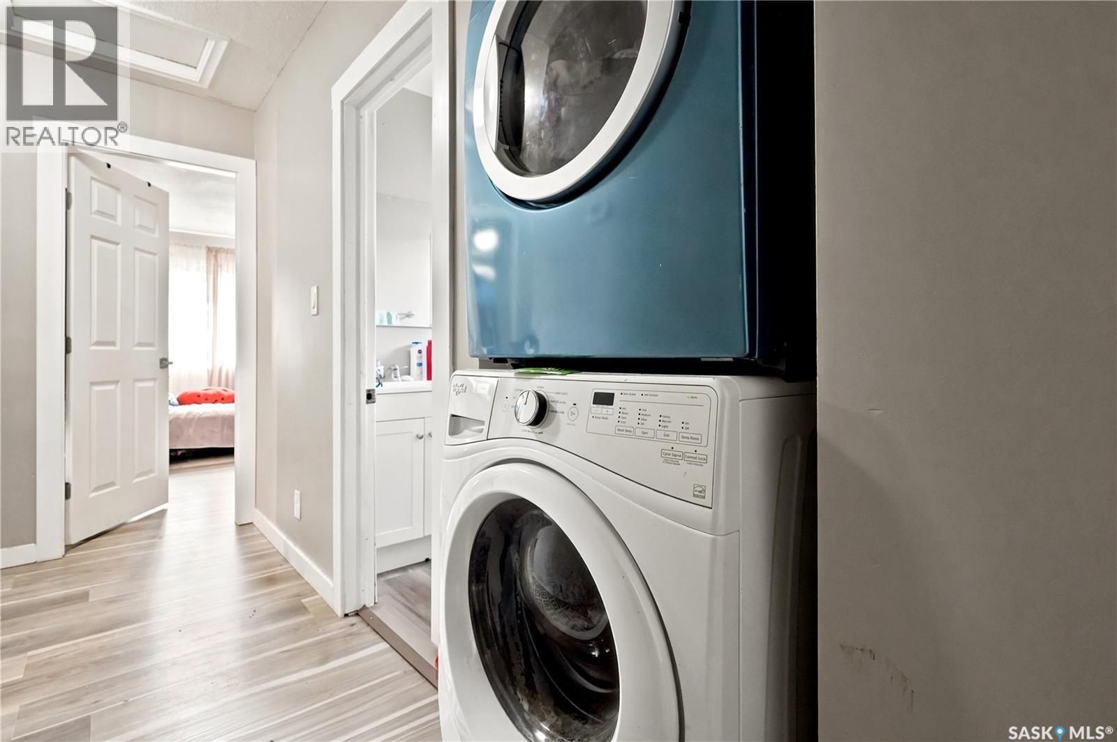 2232 Mcara Street, Regina, SK - Indoor Photo Showing Laundry Room