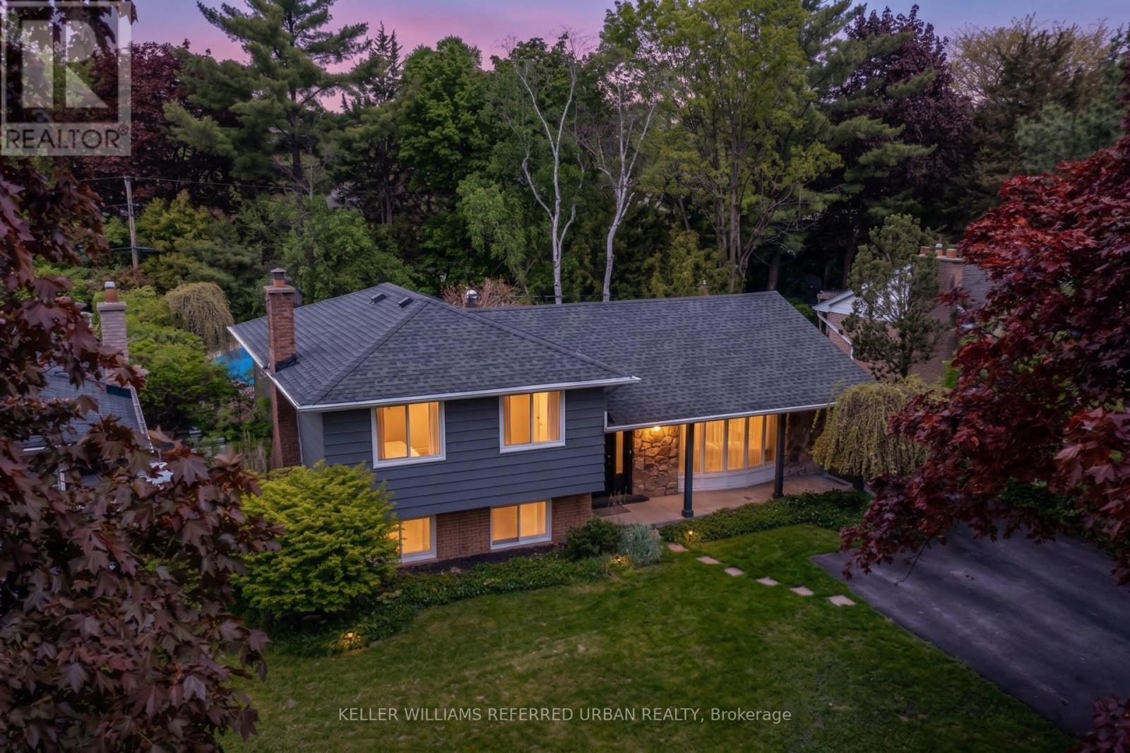 5171 Mulberry Drive, Burlington, ON - Outdoor