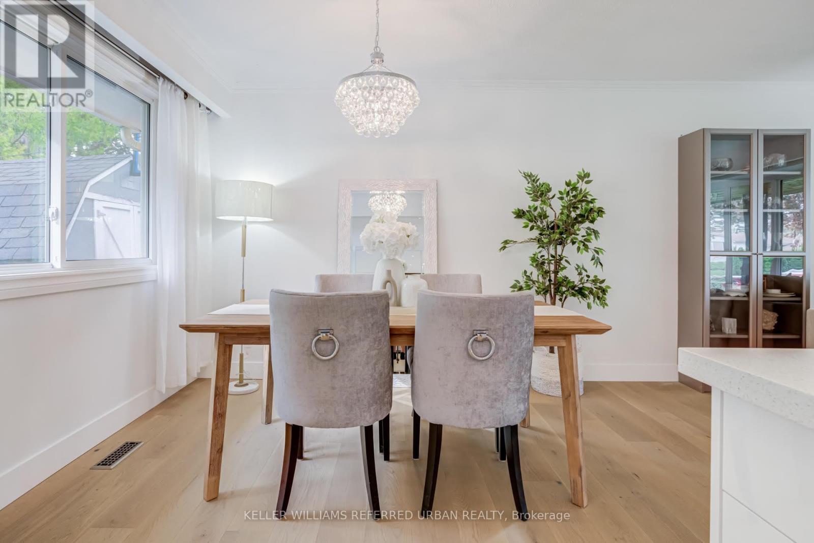 5171 Mulberry Drive, Burlington, ON - Indoor Photo Showing Dining Room