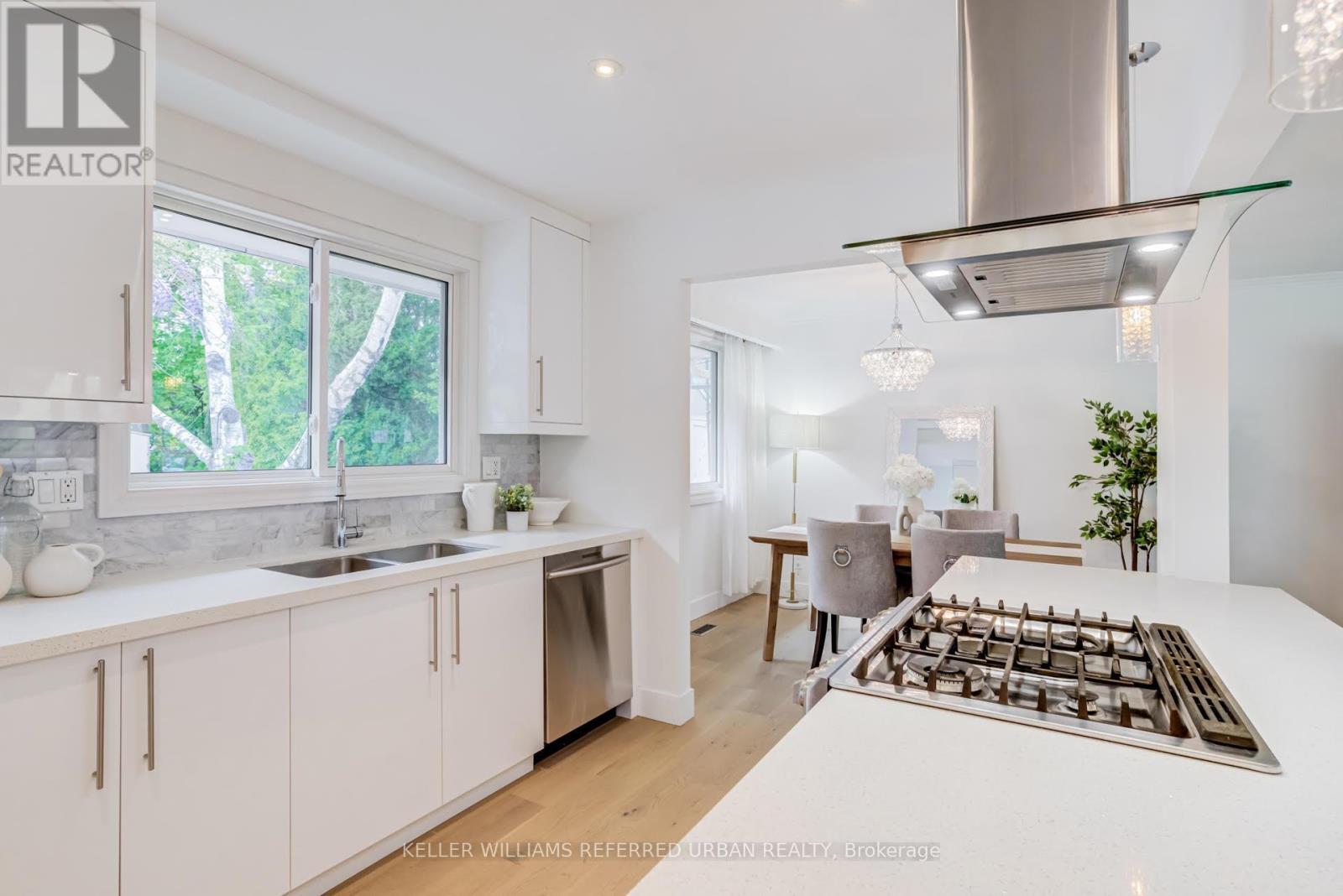5171 Mulberry Drive, Burlington, ON - Indoor Photo Showing Kitchen With Double Sink