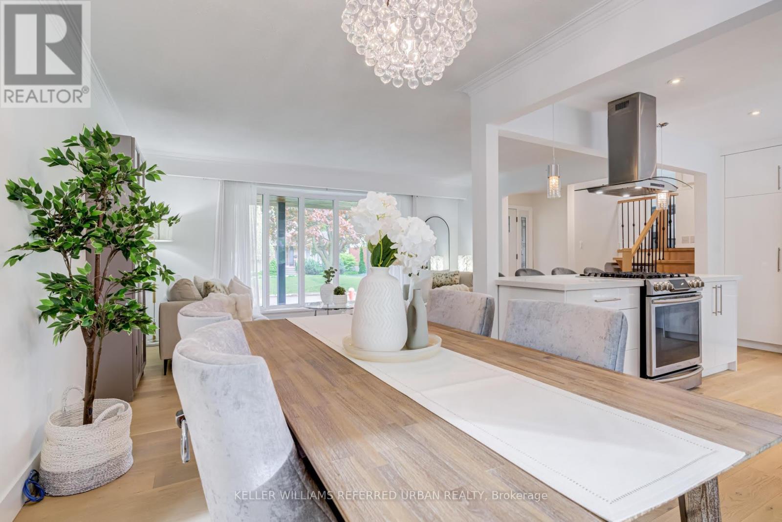 5171 Mulberry Drive, Burlington, ON - Indoor