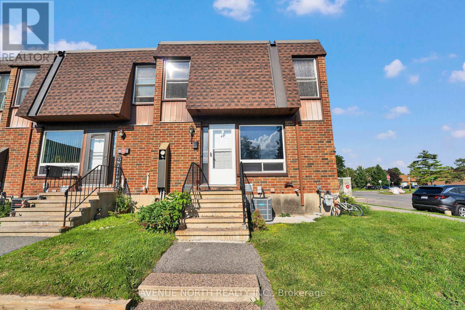 41 - 3520 Downpatrick Road, Ottawa, ON - Outdoor